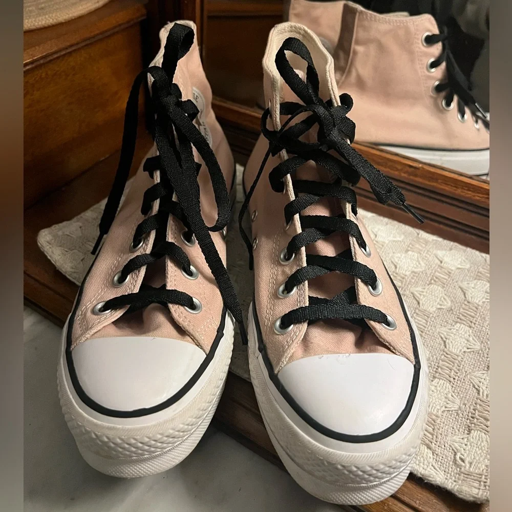 CONVERSE All Star Classic‎ High Top Platform Sneakers Pink White Black Women's 7